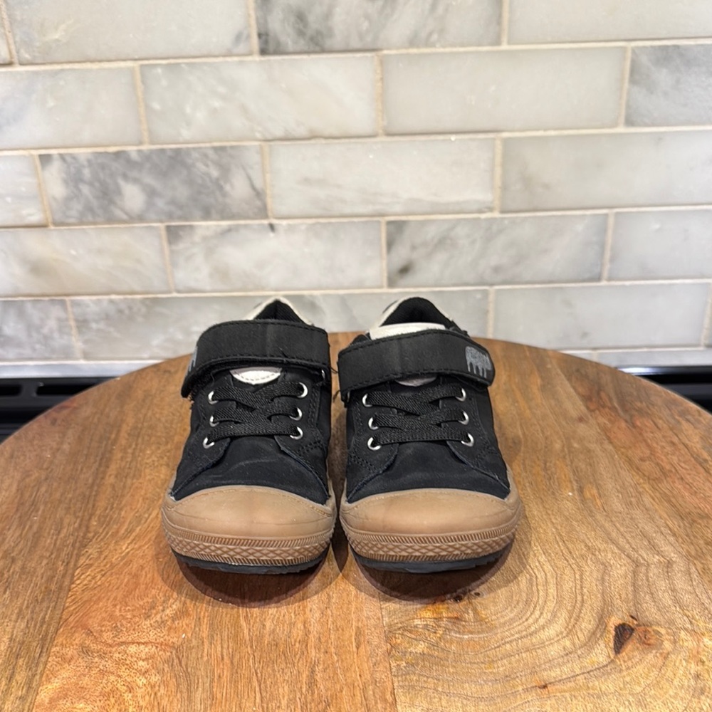 Dream Pairs Storybook Walking Skate Black and Tan Kids Shoes - Picture 3 of 6